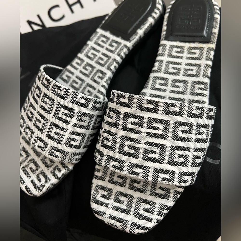 NEW Givenchy Jacquard woven 4G logo slide sandals - Picture 6 of 7